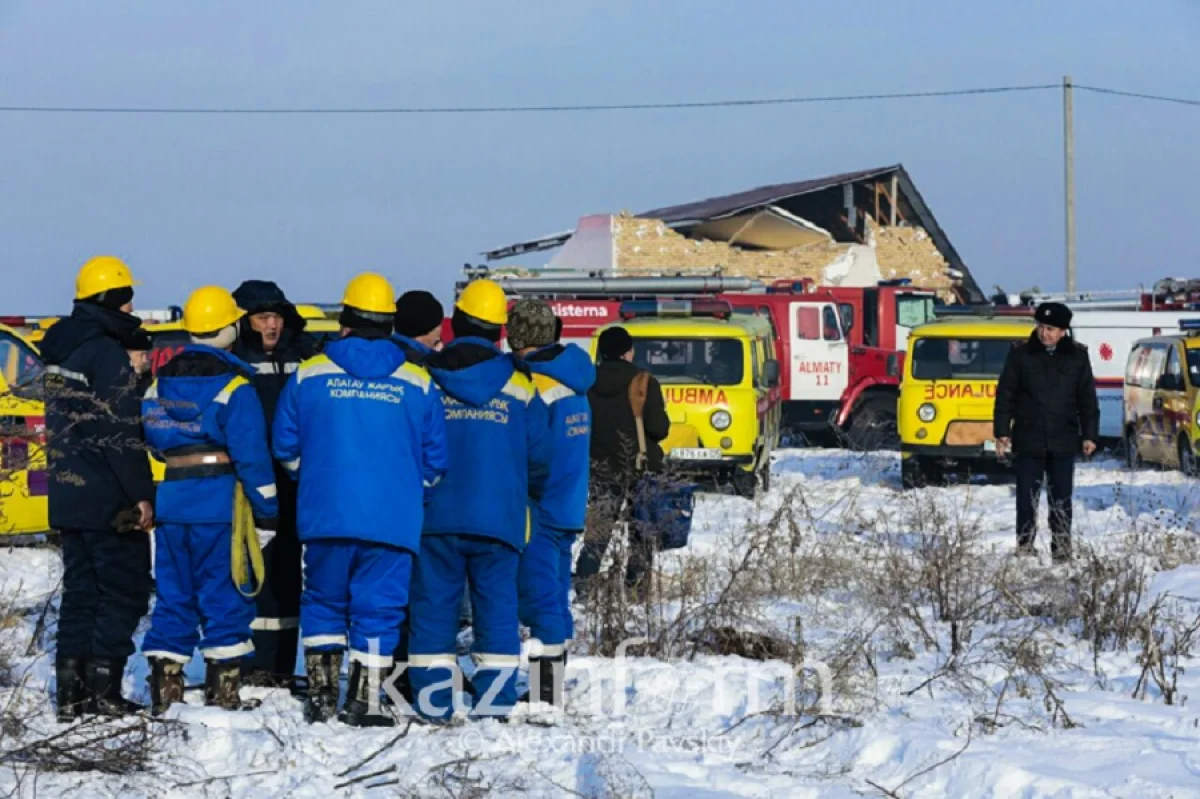 Ұшақ апаты: оқиға орнына барлығы 77 жедел жәрдем көлігі жұмылдырылған