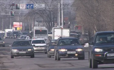 Алматының Алатау ауданында қоғамдық көлік жетіспеуде 