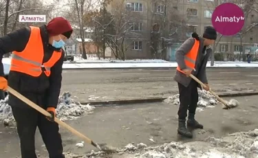 За прошедшие двое суток из Алматы вывезли 3000 кубометров снега 