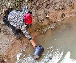 В Южно-Казахстанской области жители вынуждены пить грязную воду