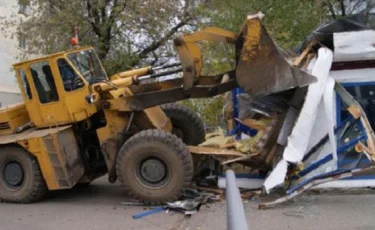 Более двухсот киосков снесли в Жетысуском районе Алматы