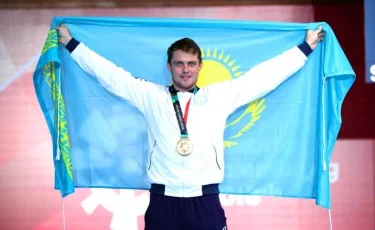 Казахстанский шпажист Алексанин стал чемпионом Азиады-2018 