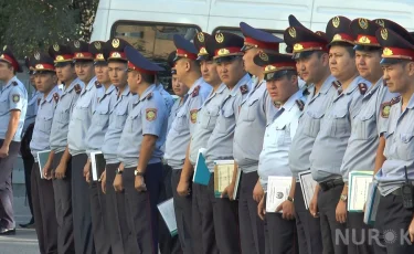 Қазақстанда полиция қызметкерлерінің жалақысы 65 пайызға көтеріледі