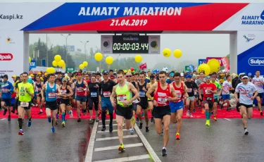 Самый массовый забег в Центральной Азии прошёл в Алматы