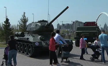 Выставка вооружений и патриотические фильмы: как отмечают праздник в столице