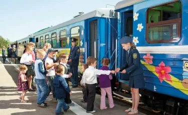 В Казахстане запустят бесплатный туристический поезд для детей