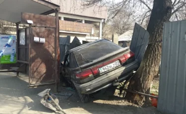 В Алматы начался суд над водителем, сбившим насмерть двух женщин на остановке 