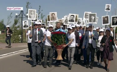 Память жертв политических репрессий почтили члены партии «Aq zhol»