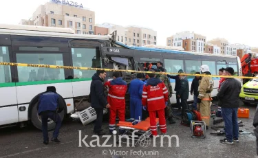 Смертельное ДТП с тремя автобусами в столице: у водителя "схватило" сердце 