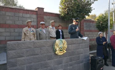  45 жас жеткіншек Алматыдан Өскеменге әскери борышын өтеуге аттанды