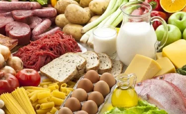 Наказать вице-министров из-за повышения цен на продукты поручил Аскар Мамин