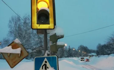 В ВКО выпало 3,5 метра снега