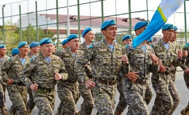 В Казахстане приостановили призыв в армию