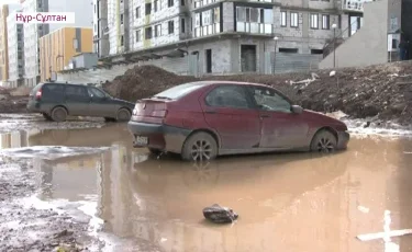 Нұр-Сұлтанда көлік жолымен жүруге мәжбүр болған тұрғындар Президентке хат жолдады