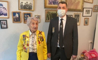 Антикоррупционная служба Алматы поздравила ветеранов с 76-летием Великой Победы