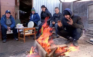 Шымкентте көпбалалы отбасы 5 жыл бойы салған үйінен айырылды  