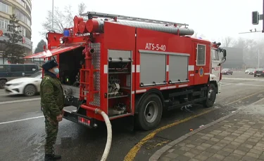 Восемь пожарных пострадали во время террористических атак в Алматы