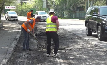 Затянувшийся ремонт дороги на улице Аскарова завершится через несколько дней