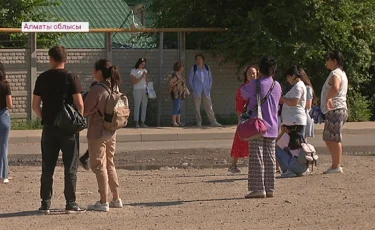 "Автобус ждем часами": жители пригорода пожаловались на нехватку общественного транспорта 