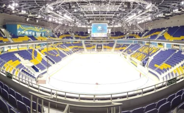 Ерболат Досаев поручил организовать в Almaty Arena график посещения детских хоккейных команд