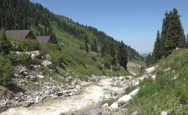 Сел қауіпі: мамандар өзеннің арнасына жақын жерге шатыр тікпеуге кеңес берді 