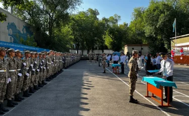 Курсанты Института военного дела приняли военную присягу