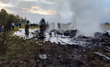 Крушение самолета в Тверской области: пассажиры и экипаж погибли