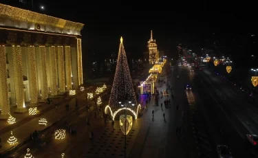 Как в мегаполисе готовятся к Новому году