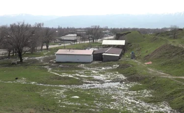 Сточные воды: село в Алматинской области может быть затоплено нечистотами