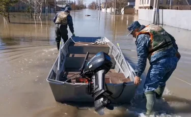 Петропавлда полиция қала көшелерін қайықпен патрульдеуге көшті   