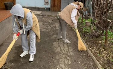 «Жақыныңа жәрдем бер»: алматылықтарға ардагерлер мен қарттарға қамқорлық жасау ұсынылды