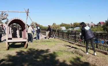 В Петропавловске очистили территорию, прилегающую к памятнику истории и культуры