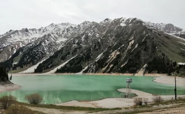 Талые воды: в Казахстане ограничили движение на нескольких трассах