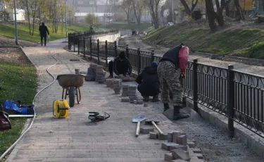 В мегаполисе благоустроят набережную реки Большая Алматинка