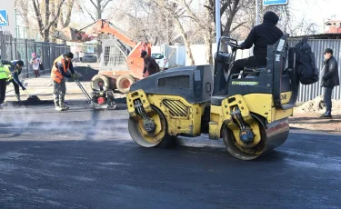 Таза Қазақстан: Алматыда жол инфрақұрылымын ретке келтіру жұмыстары әдеттегіден ерте басталды